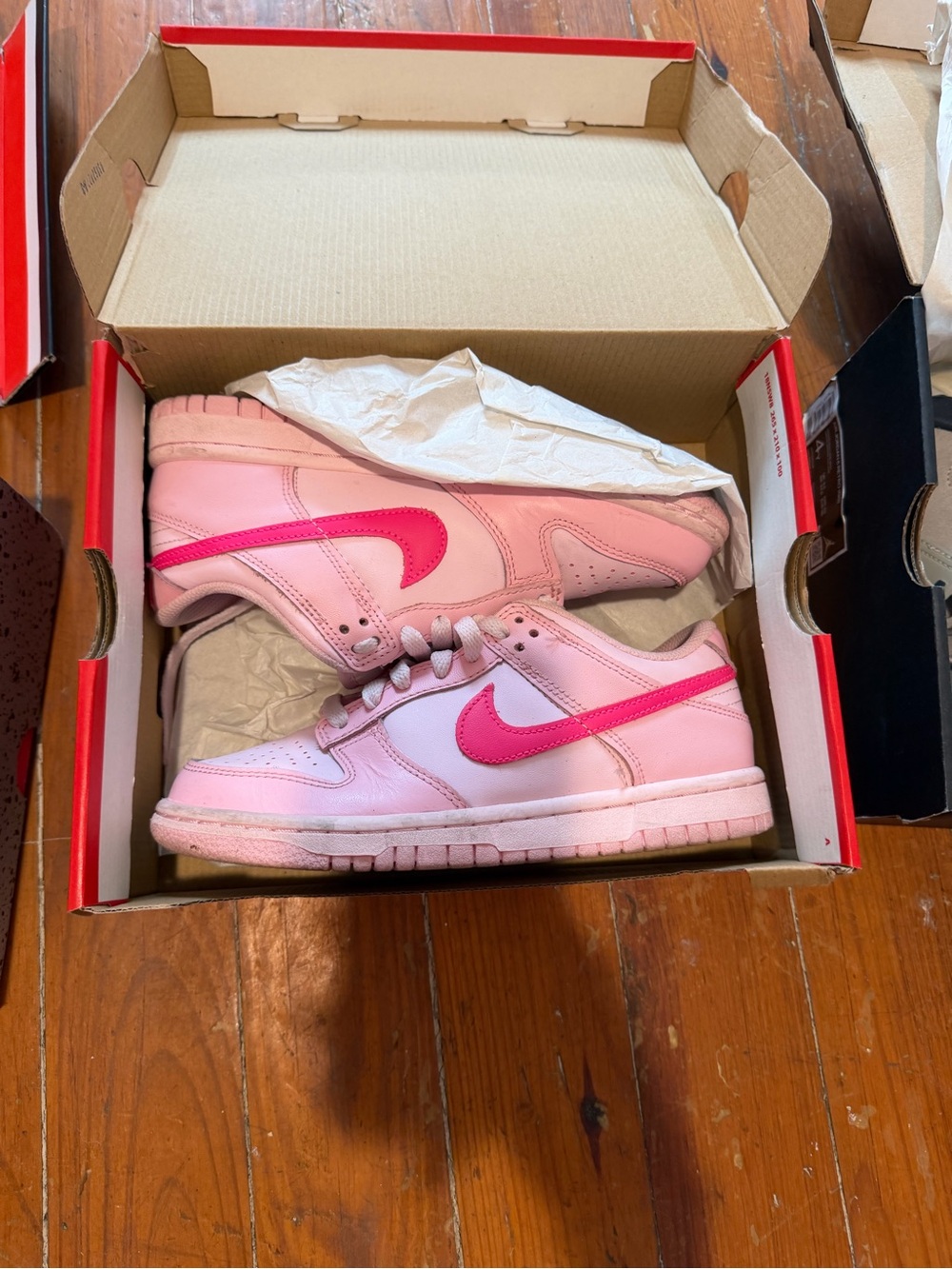 bubblegum pink dunks